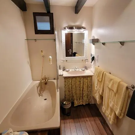 Chateau De Scandaillac בית הארחה 4*