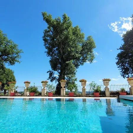 Chateau De Scandaillac Penzion