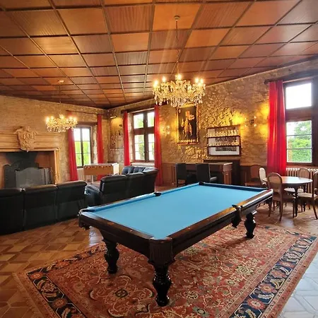 Chateau De Scandaillac 3*
