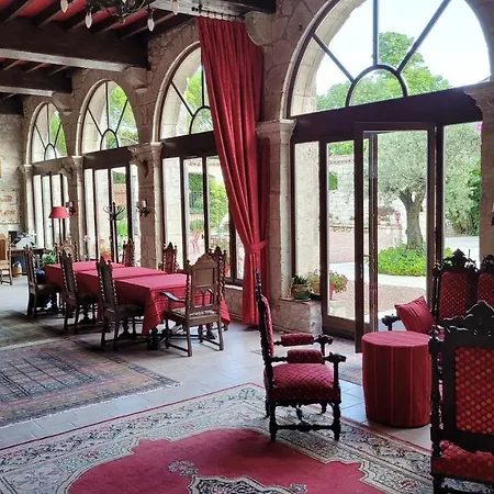 Chateau De Scandaillac Penzion