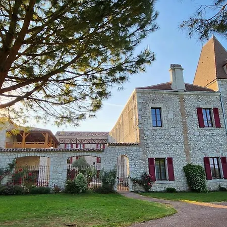 Chateau De Scandaillac 4*
