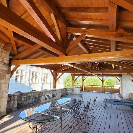 Chateau De Scandaillac 4*