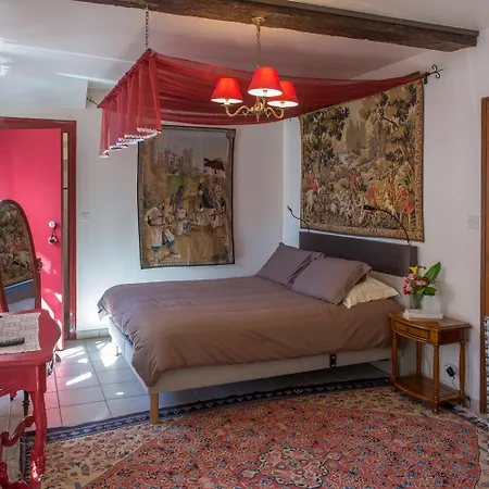 בית הארחה Chateau De Scandaillac 4*